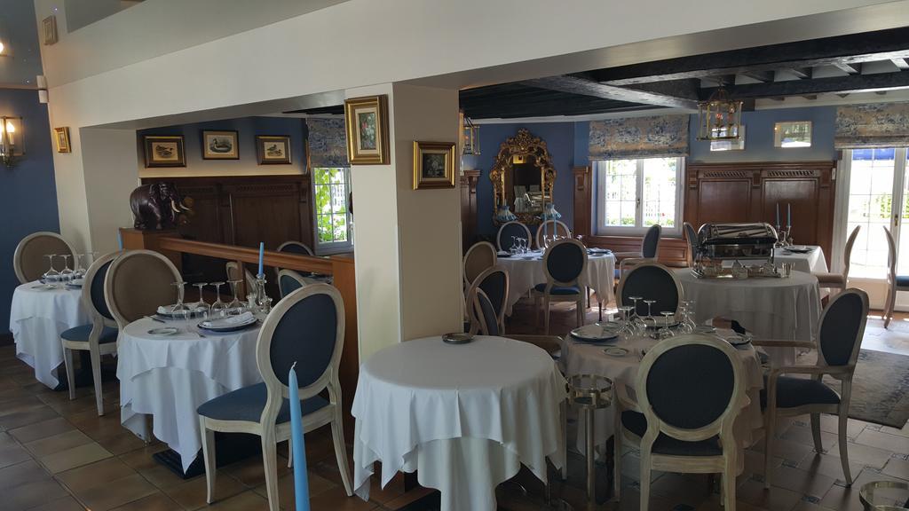 Logis - Hotel & Restaurant Le Gonfalon Germigny-l'Eveque المظهر الخارجي الصورة