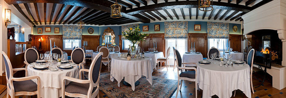 Logis - Hotel & Restaurant Le Gonfalon Germigny-l'Eveque المظهر الخارجي الصورة