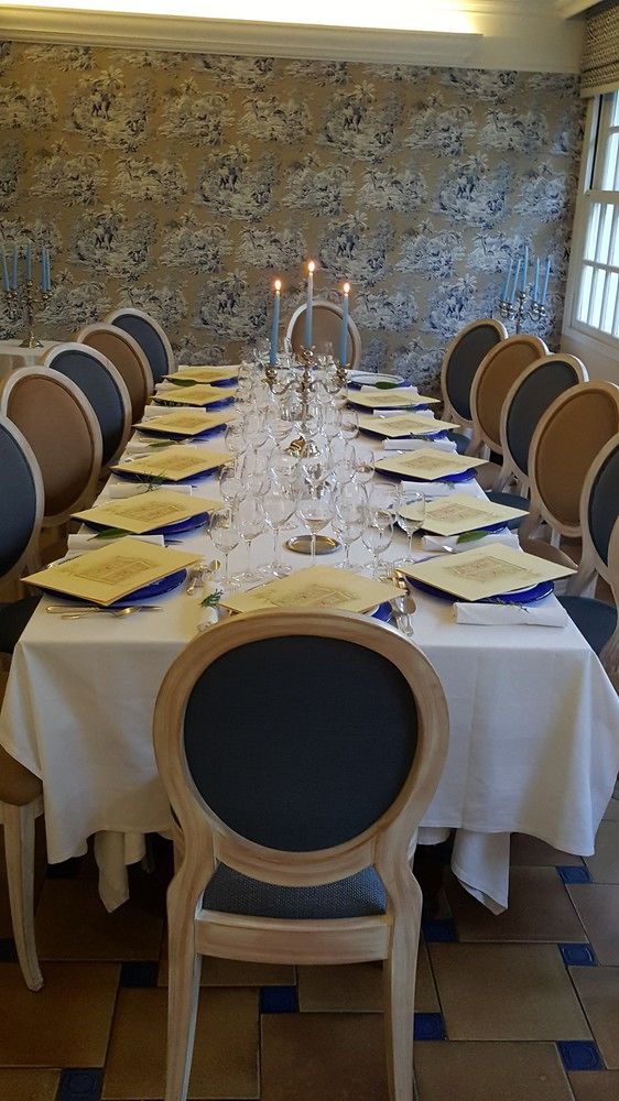 Logis - Hotel & Restaurant Le Gonfalon Germigny-l'Eveque المظهر الخارجي الصورة