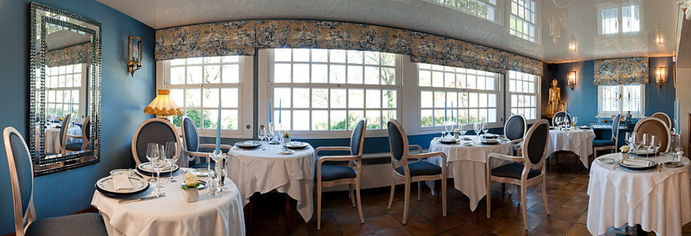 Logis - Hotel & Restaurant Le Gonfalon Germigny-l'Eveque المظهر الخارجي الصورة